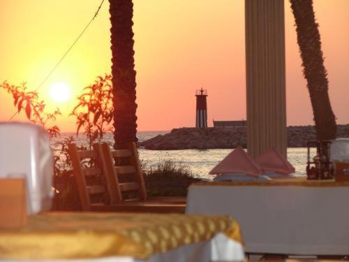 Sozer Hotel Kusadasi Exterior photo