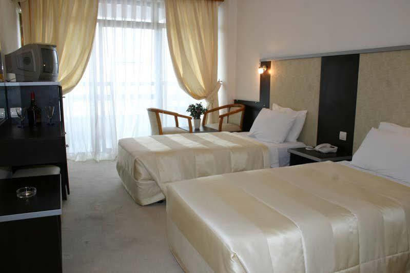 Sozer Hotel Kusadasi Exterior photo